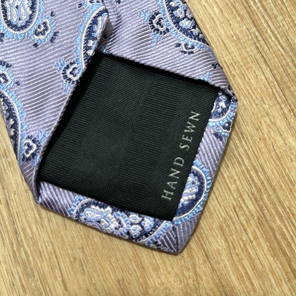 ROBERT TALBOTT CARMEL | Finest Silk Hand Sewn Paisley Tie - Picture 3 of 6
